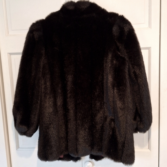 Jordache vintage faux fur coat - Picture 2 of 9